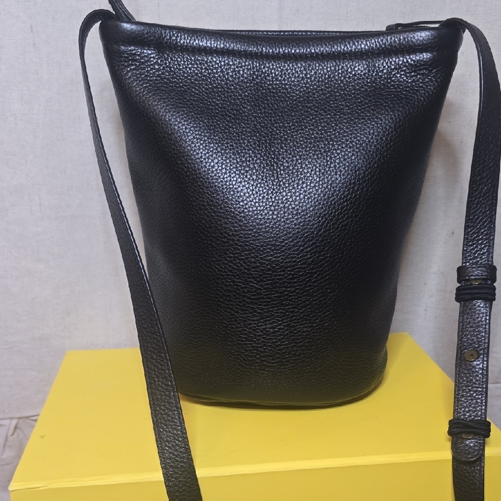 The Horse Rosa Leather Bag - Picture 4 of 9
